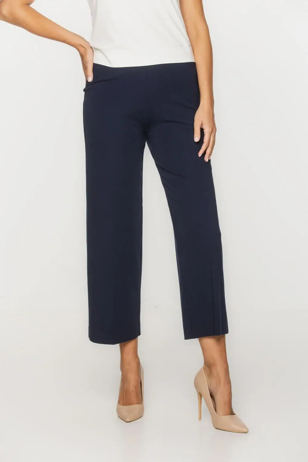 Navy Knit Creased ⅞ Pants | Sleek and Chic | Bialcon Navy Knit Creased ⅞ Pants | Sleek and Chic | Bialcon